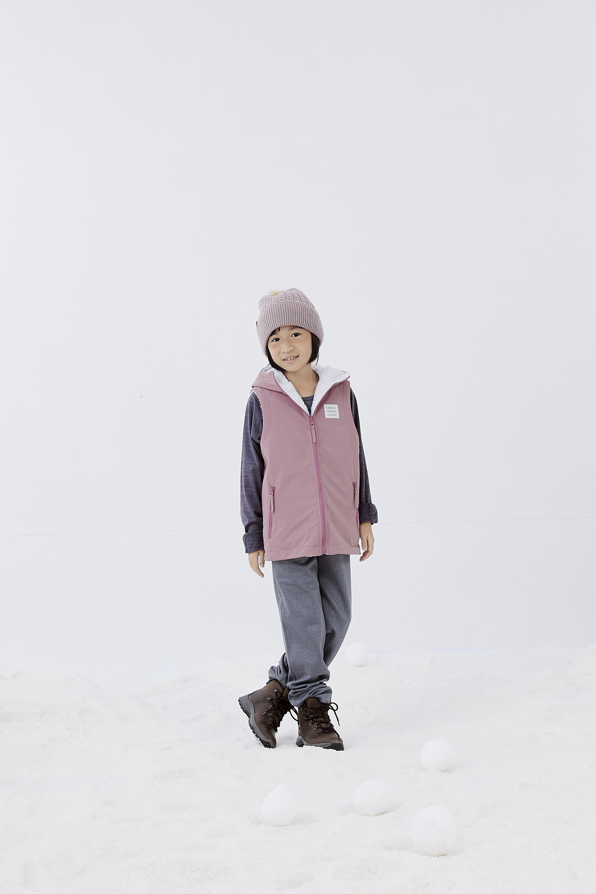 ADISI 童款 雙面穿撥水防風保暖連帽背心（三色）