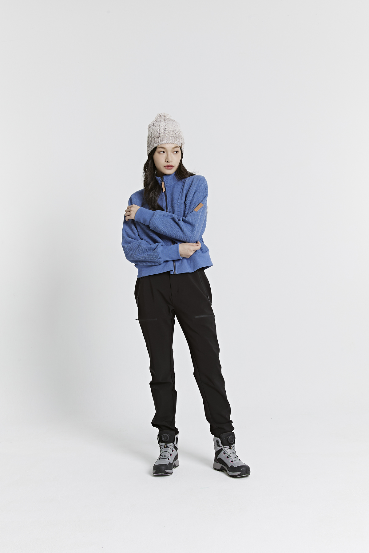 ADISI 女款 環保紗針織休閒保暖外套（三色)