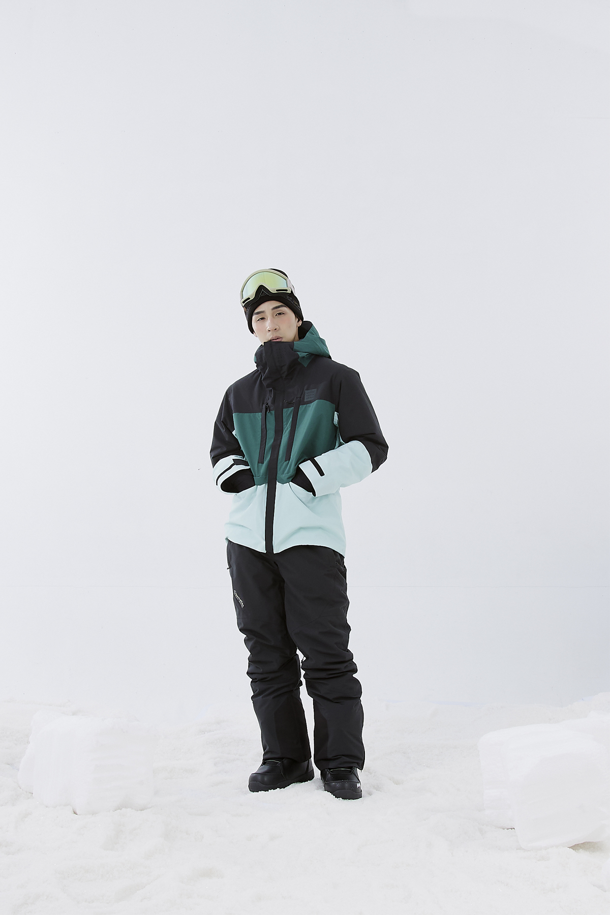 ADISI 男款 Smawarm 海洋溫控防水防風透氣雪褲 （兩色）